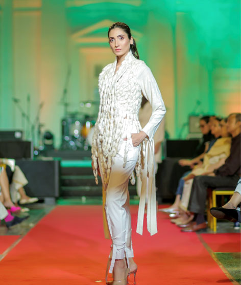 Fashion runway look 2