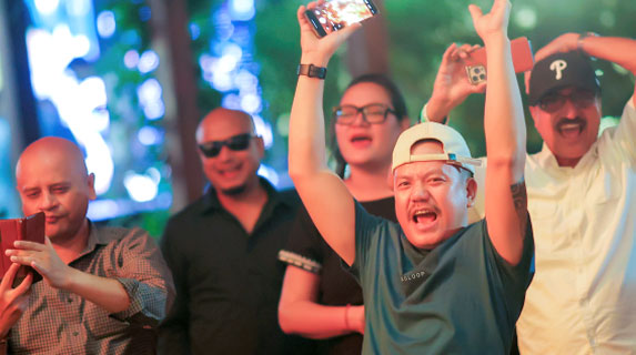 Music performance image 16