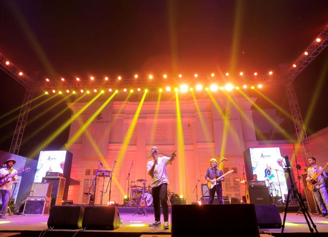 Music performance image 3