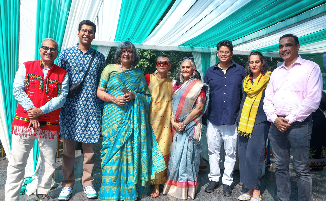 Discovering India image 2